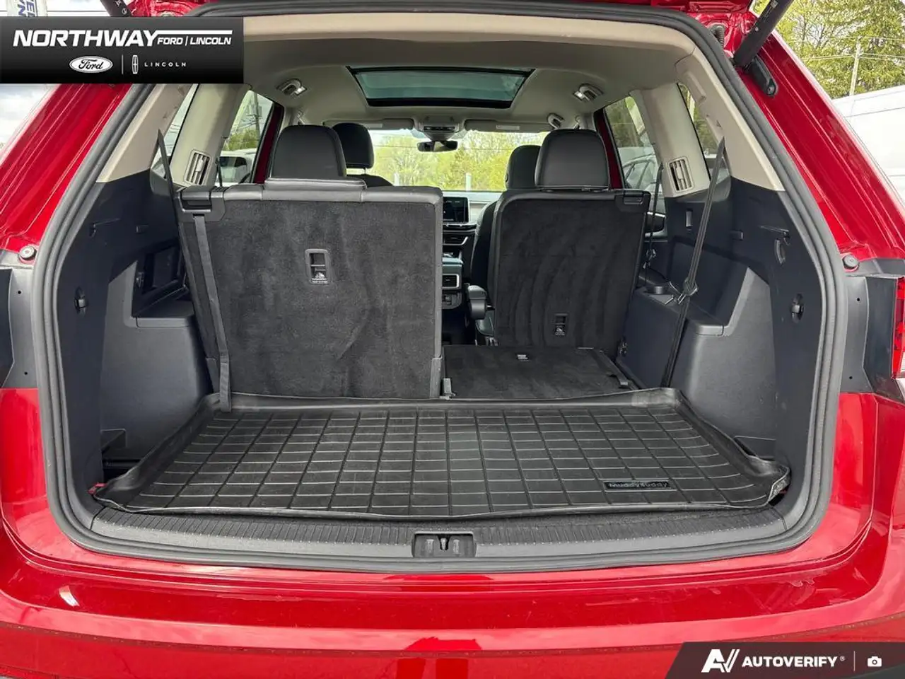 Volkswagen Atlas снимка Volkswagen Atlas