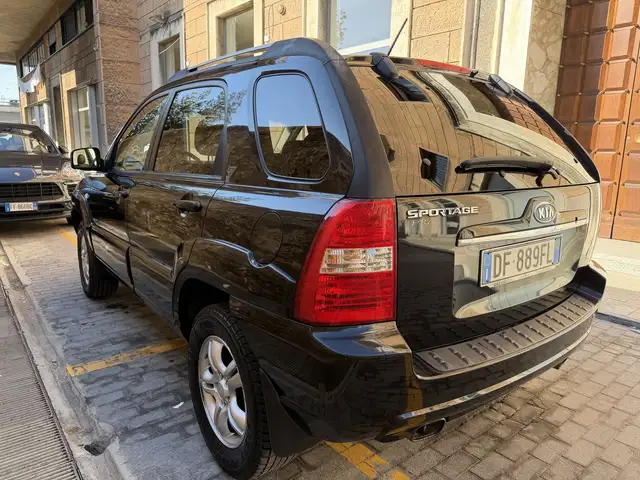 Kia Sportage view 2