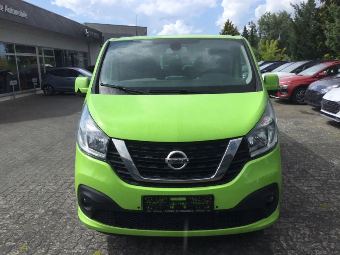 Nissan NV300 Kombi L2H1 2,9t PREMIUM 8fach bereift Zielony - 2