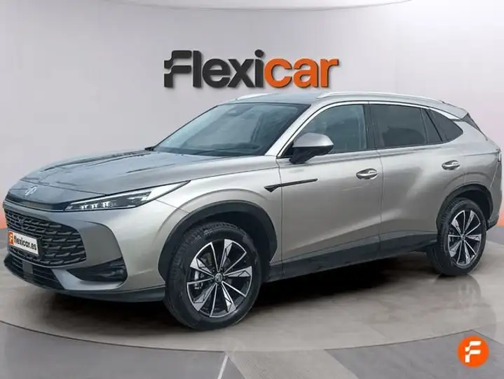 MG HS 2025, foto 8