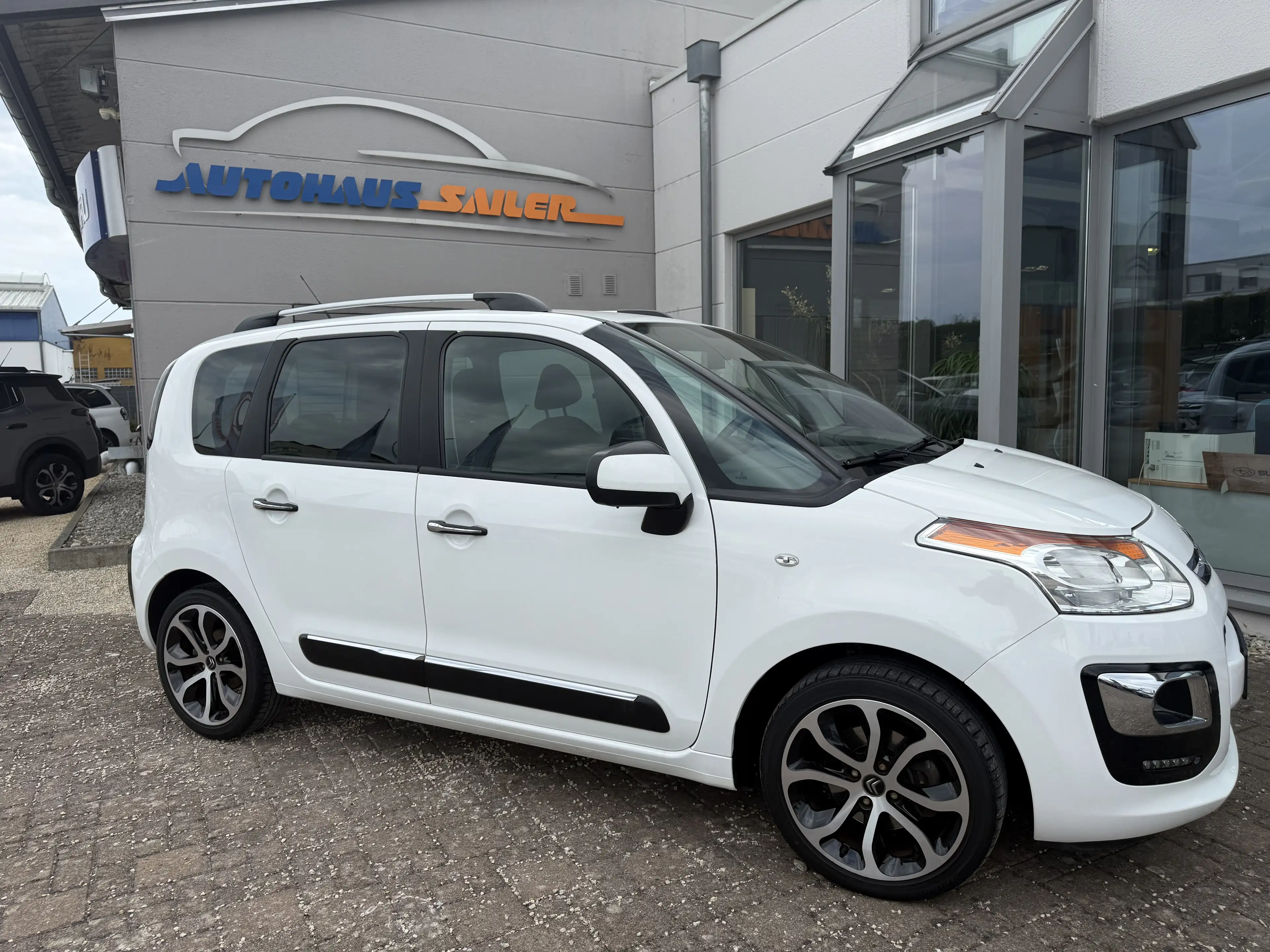 Citroen C3 Picasso C3 PICASSO PT 110 SELECTION — photo 2