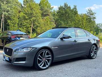 XF 2.0 D 180 CV AWD aut. Portfolio
