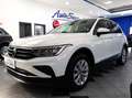 Volkswagen Tiguan 2.0 TDI 150 CV DSG LIFE Wit - thumbnail 2