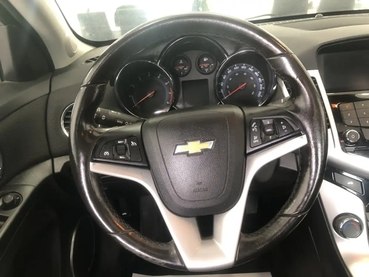 Chevrolet Cruze снимка Chevrolet Cruze