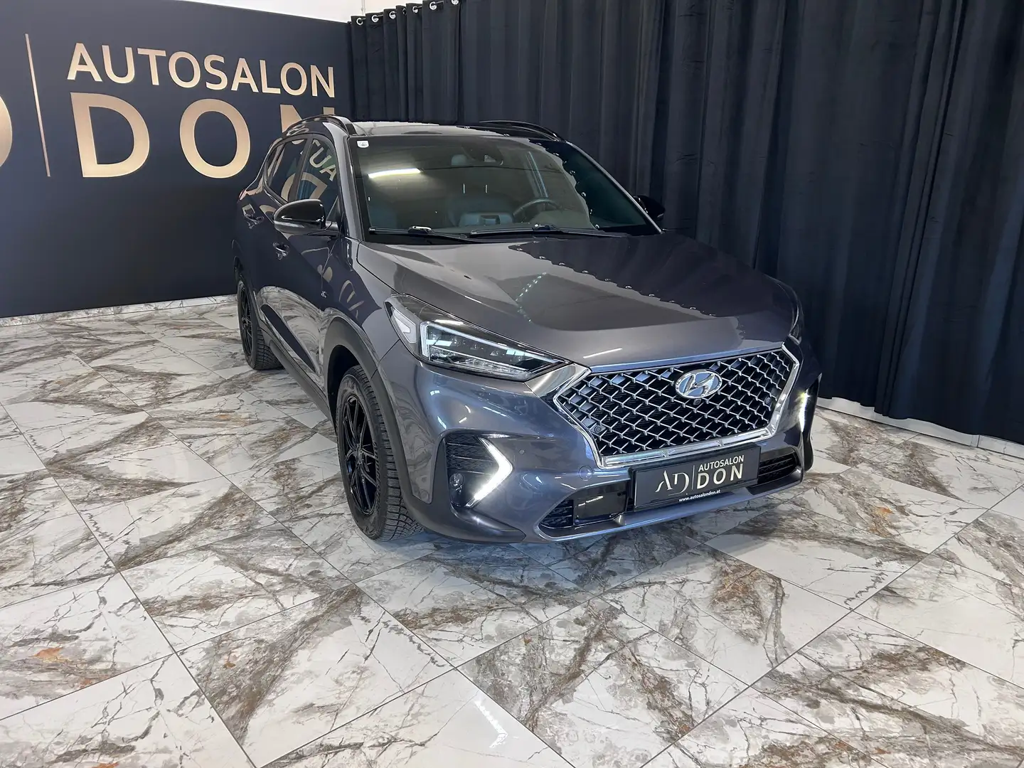 Hyundai TUCSON N-Line  Plus 2,0l/ 4WD/Aut./PS 185 Grau - 1