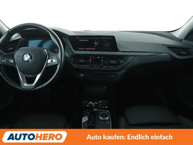 BMW 1 Series view 12