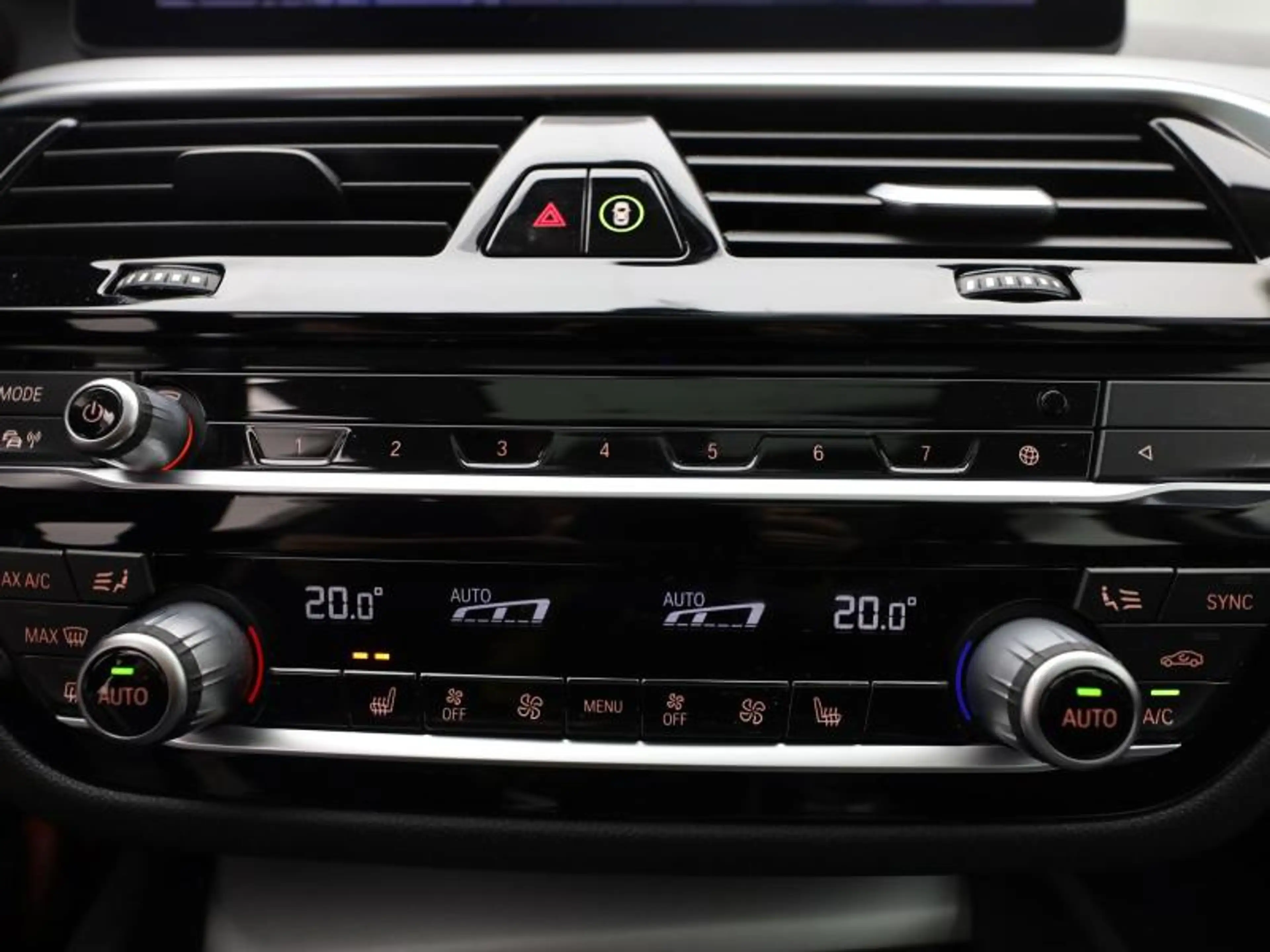 BMW 518 PANODAK - LEDER - NAVI - AUTOMAAT — photo 14