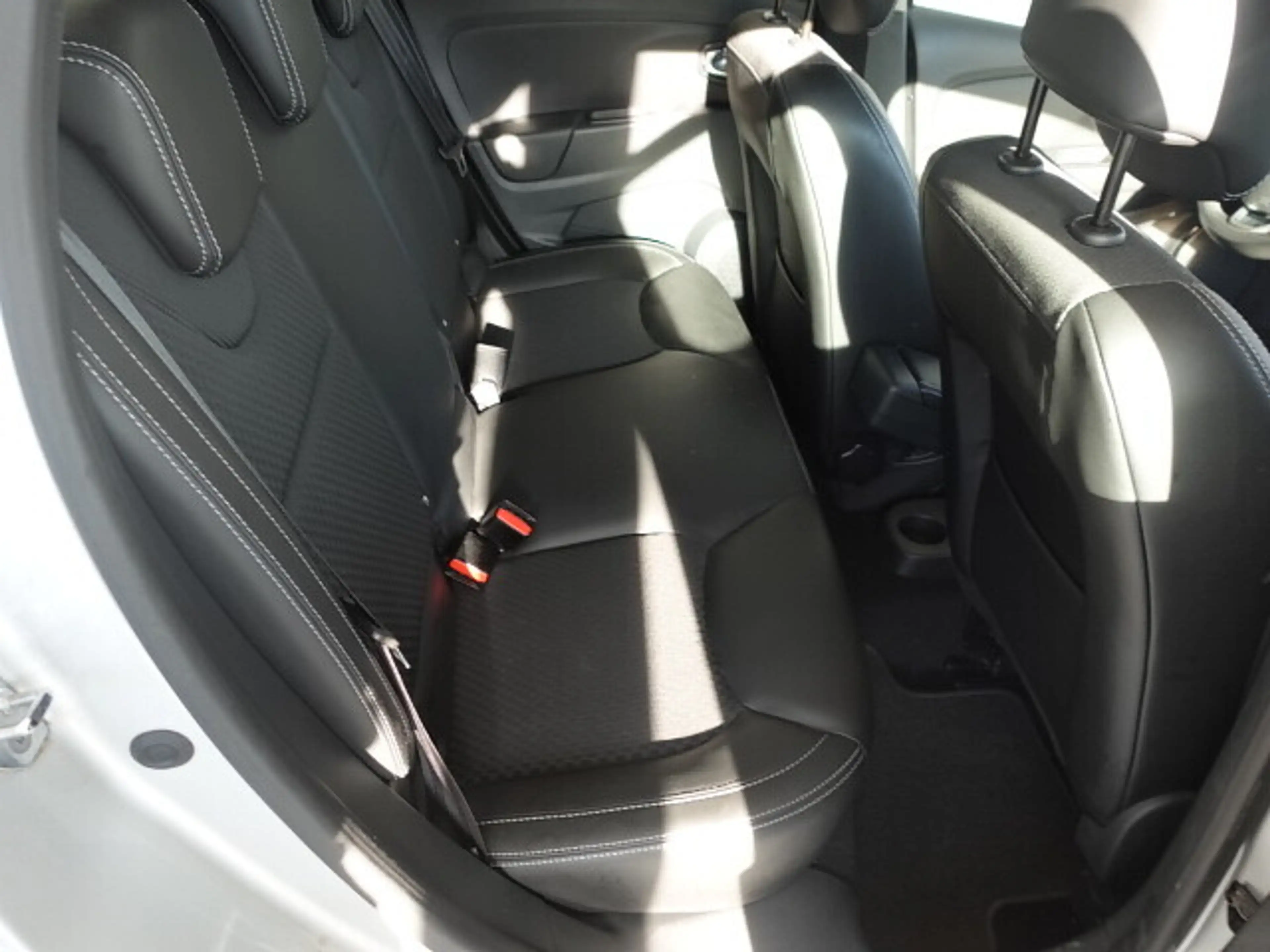 Renault Clio IV 0.9 TCe 90 eco² Intens ENERGY — photo 8