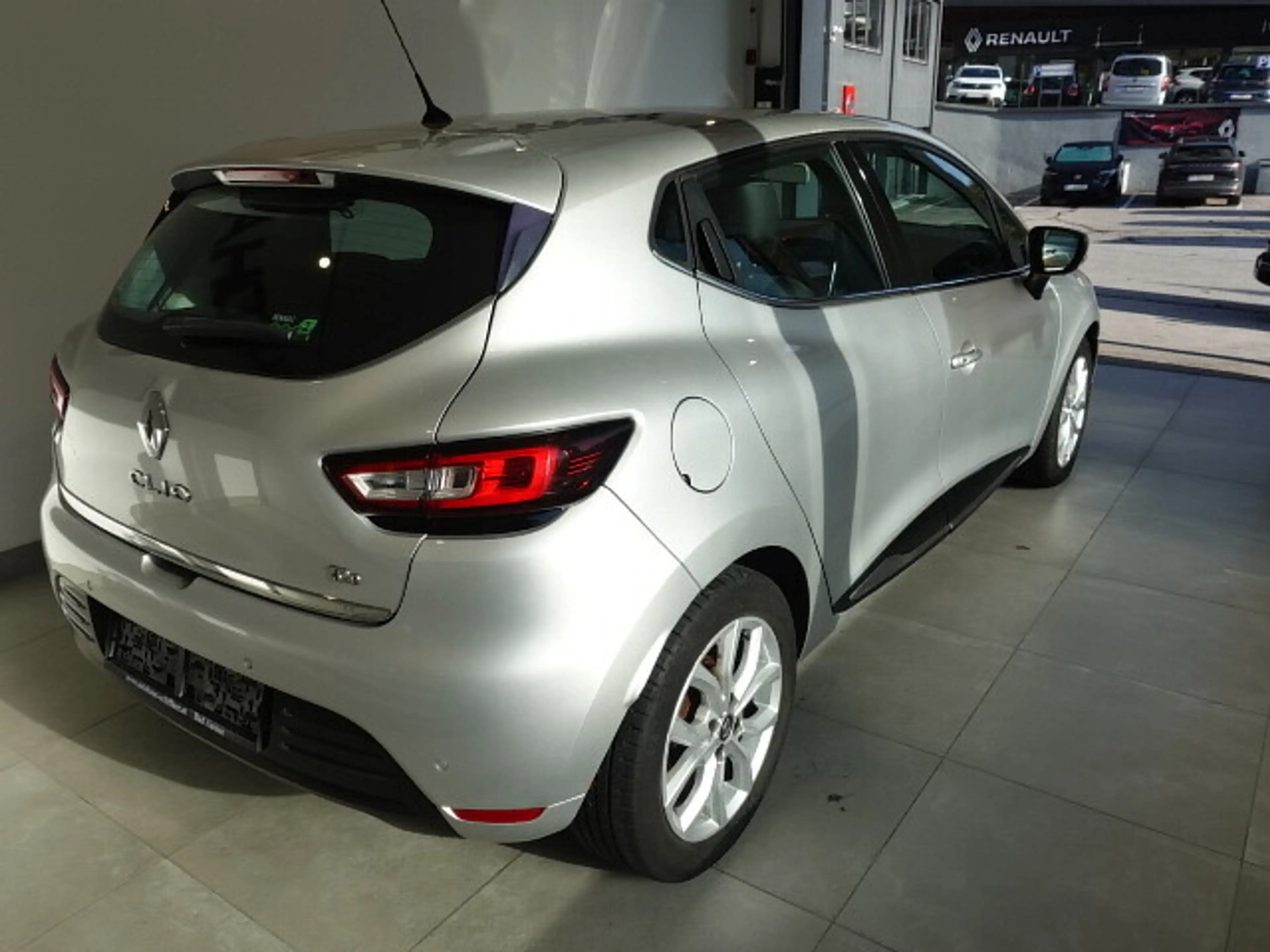 Renault Clio IV 0.9 TCe 90 eco² Intens ENERGY — photo 4