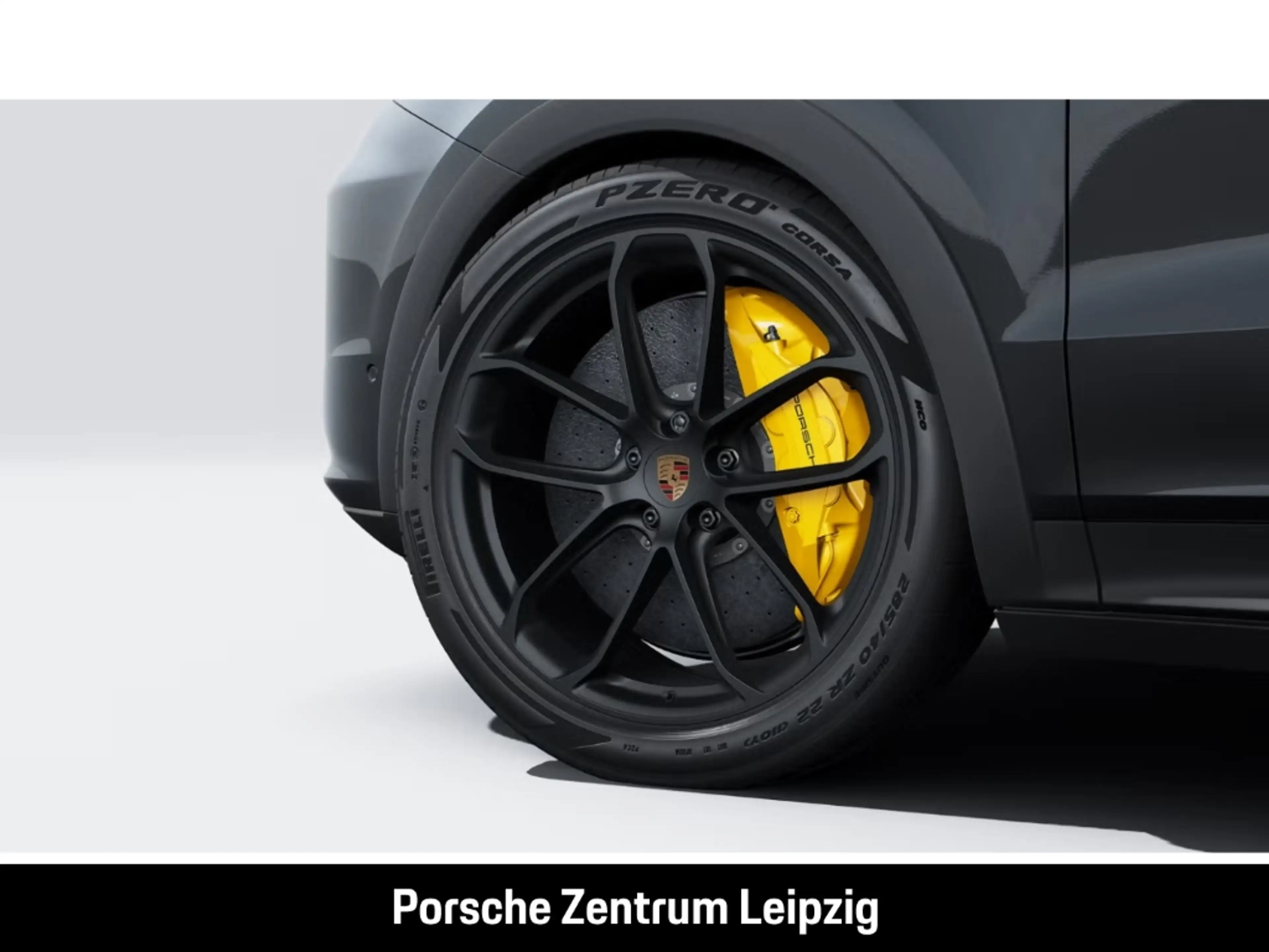 Porsche Cayenne Turbo E-Hybrid Coupe GT-Paket PDCC Burmester — photo 10