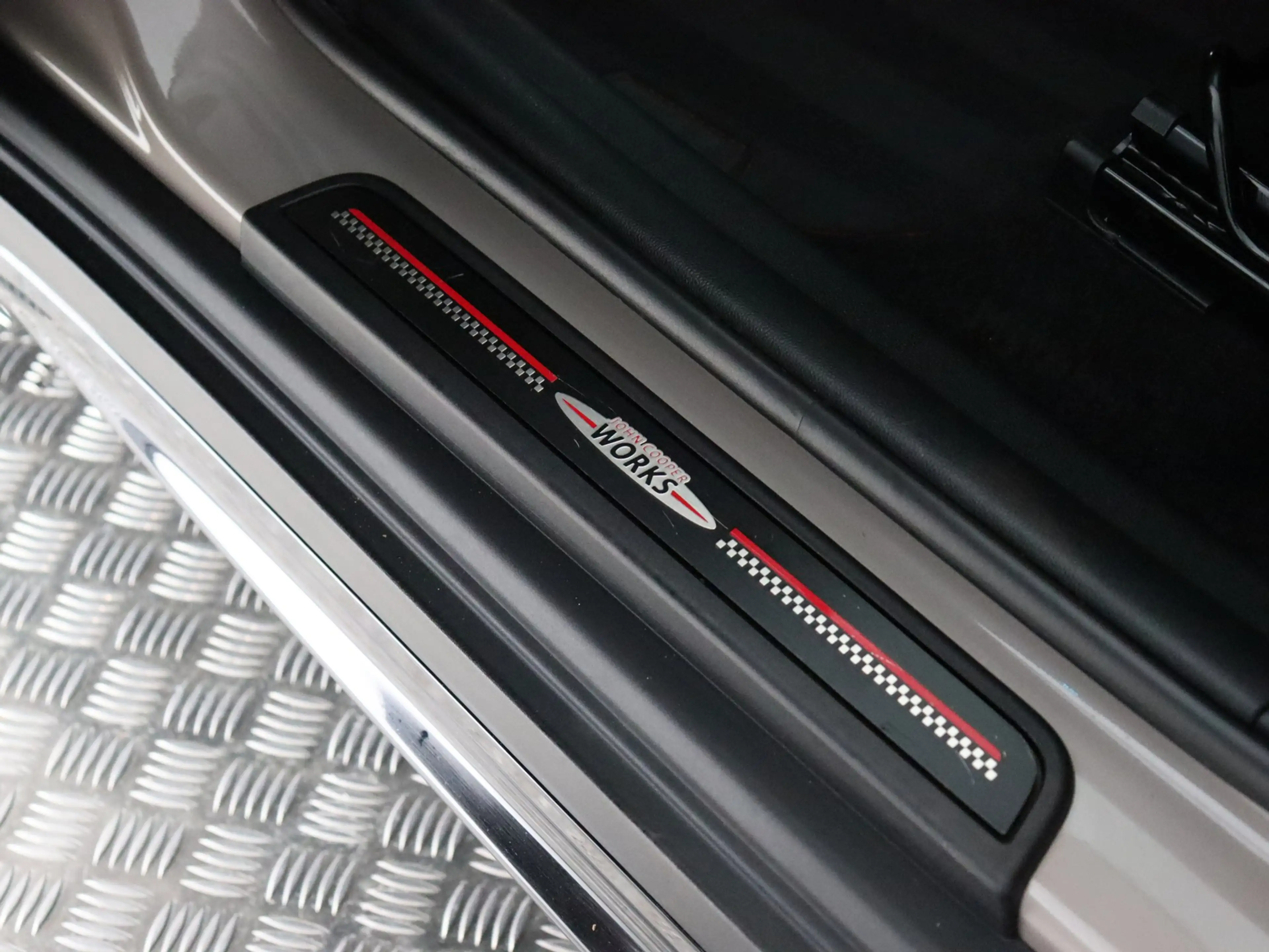 MINI John Cooper Works Countryman 2.0 ALL4 JCW Pack 306 pk (Pano / ACC / Camera / He — photo 13