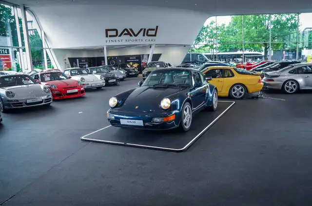 Porsche 964