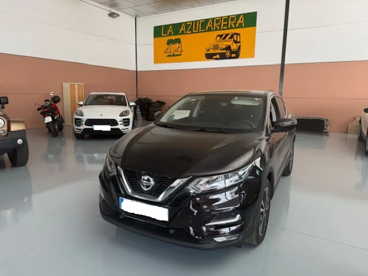 Nissan Qashqai 1.3 DIG-T N-Connecta 4x2 DCT 117kW Noir - 1