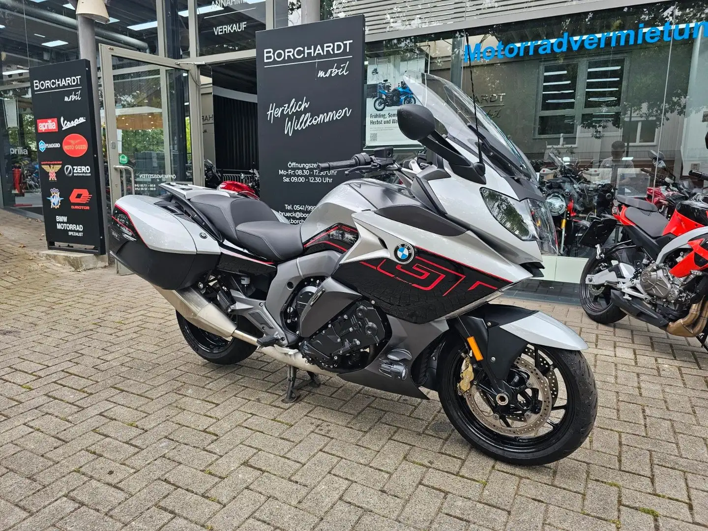 BMW K 1600 GT Sport, 160 PS, 6 Zyl. Fekete - 1