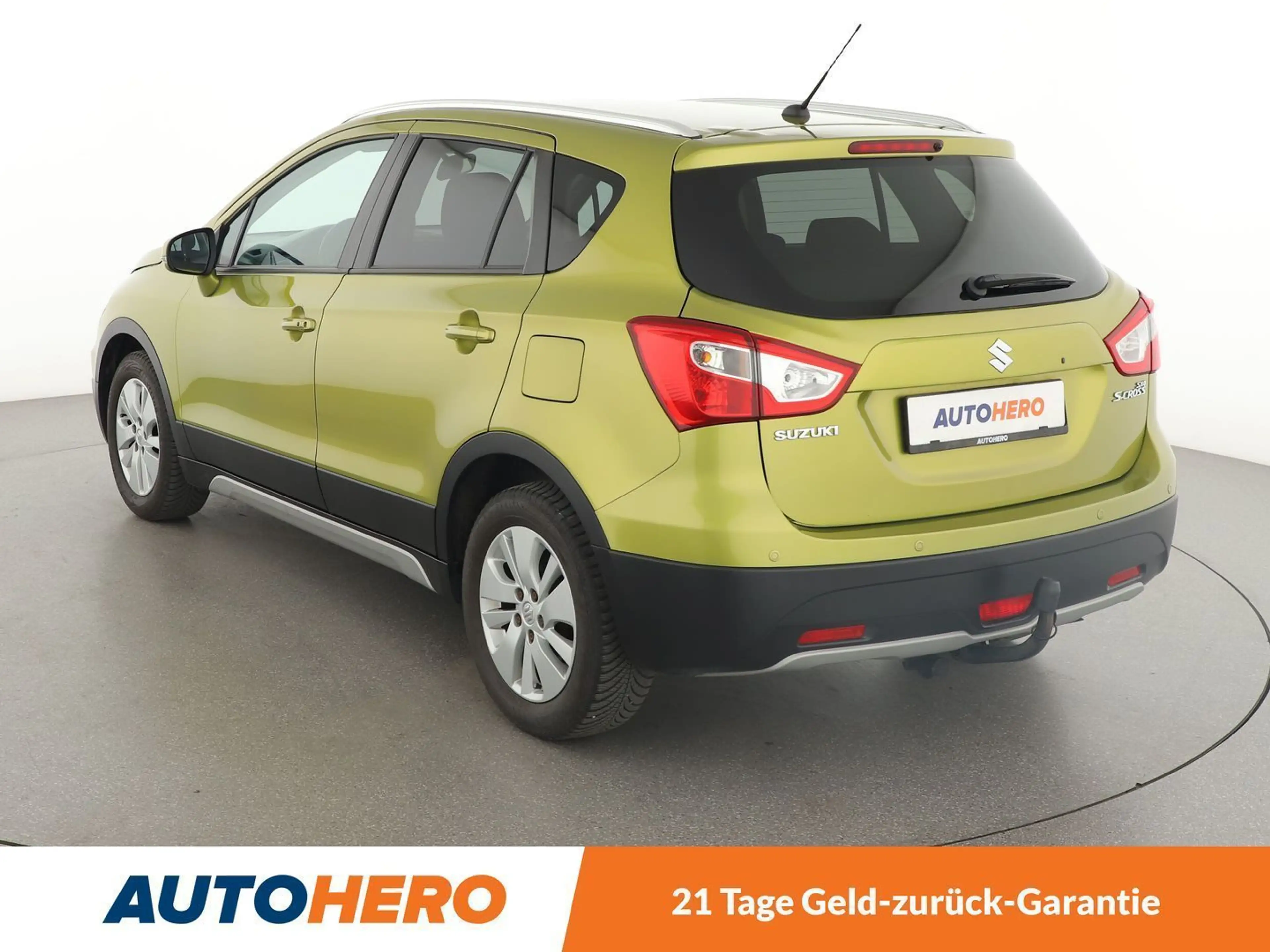 Suzuki SX4 1.6 Comfort+ Aut*TEMPO*PDC*SHZ*AHK*KLIMA*GARANTIE* — photo 4