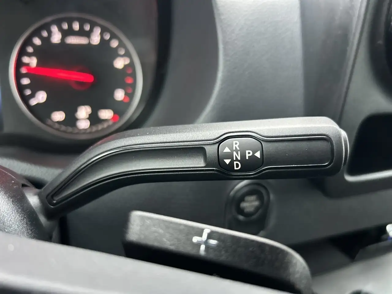 Mercedes-Benz Sprinter снимка Mercedes-Benz Sprinter