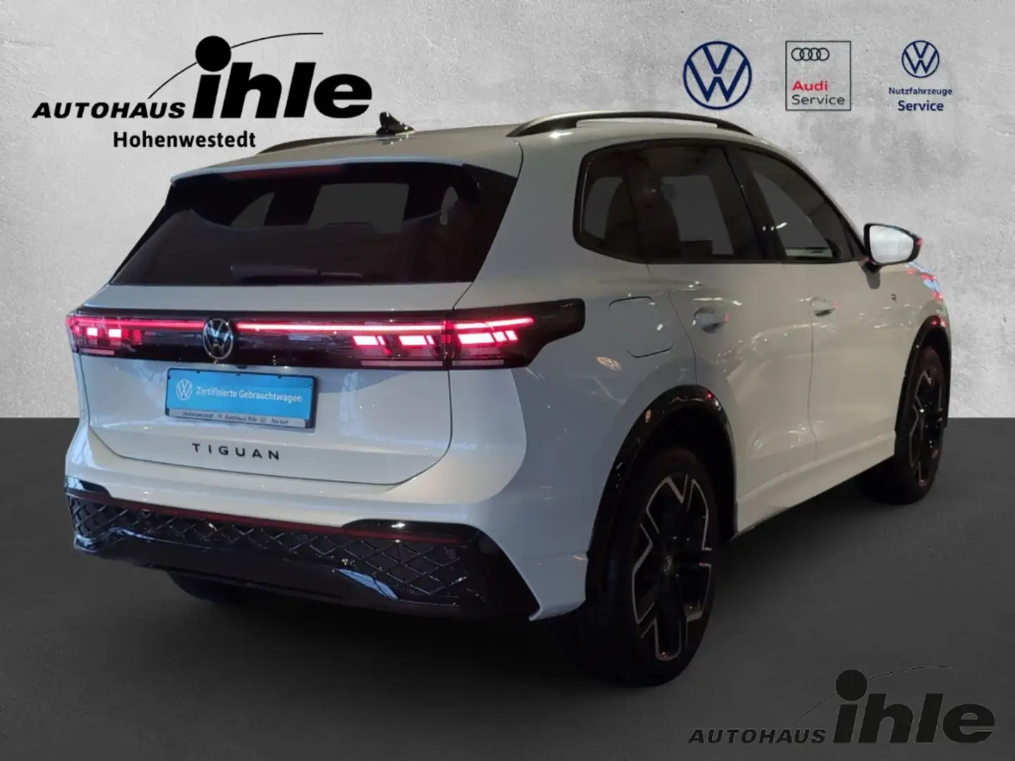 Volkswagen Tiguan 1,5 TSI eHybrid DSG R-Line Black Style AHK+MATRIX Weiß - 2