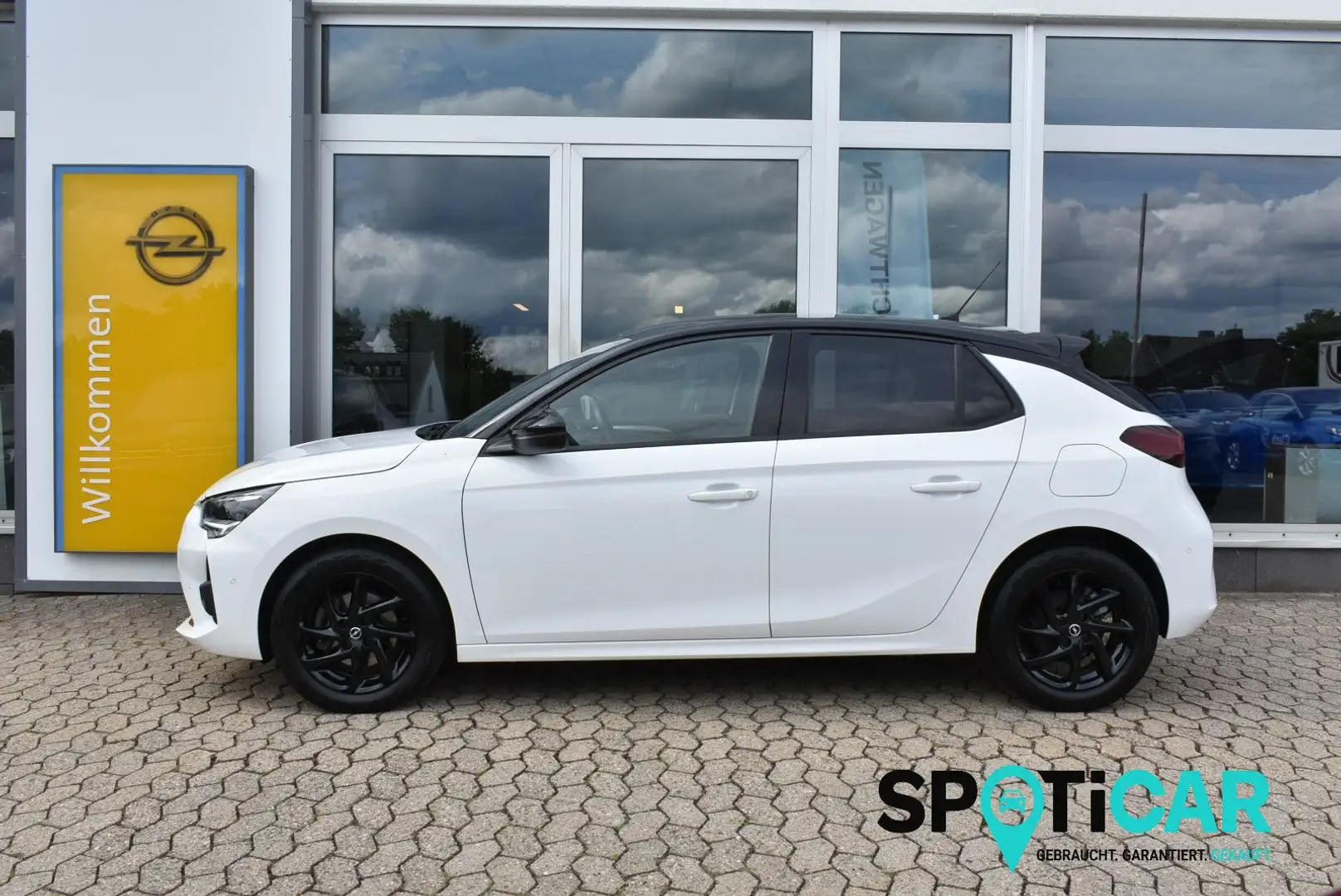 Opel Corsa F GS Line 1,5 D Blanc - 1