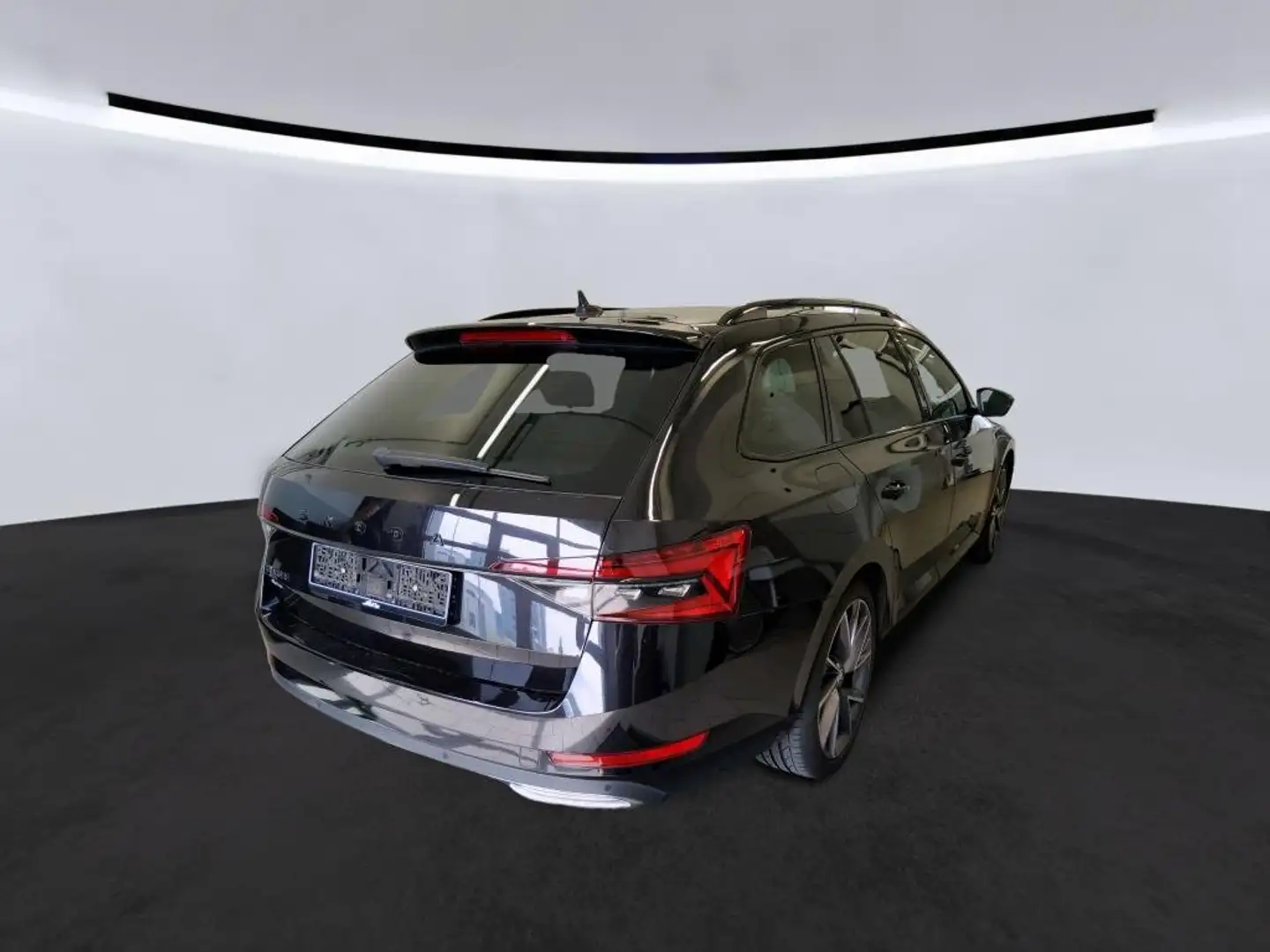 Skoda Superb Combi 2.0 TDI Sportline DSG/PANO/ACC/CANT Zwart - 2