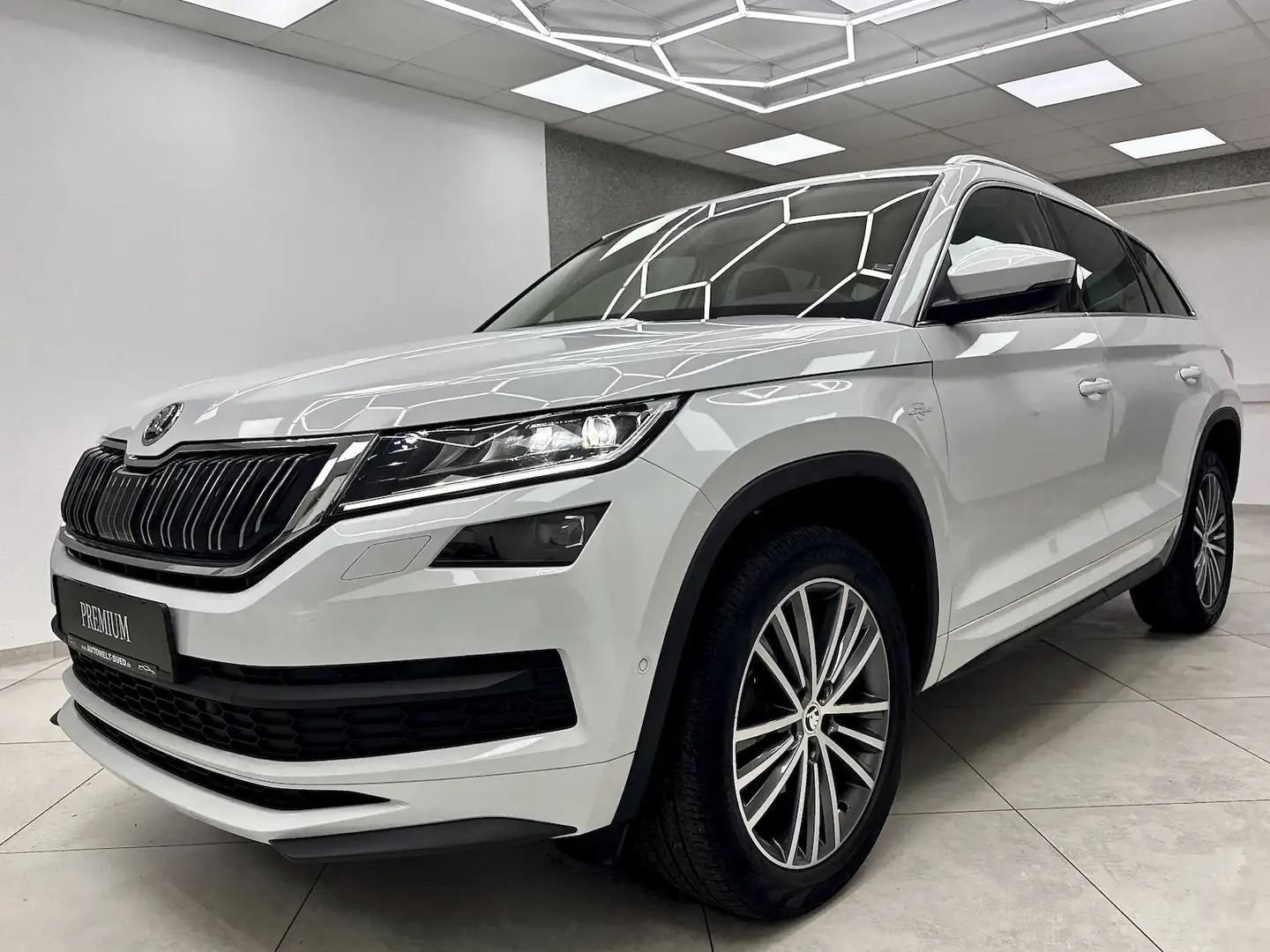 Skoda Kodiaq 2.0 TDI 4x4 Laurin & Klement BelSi ACC 2xSpur 360° Blanco - 2