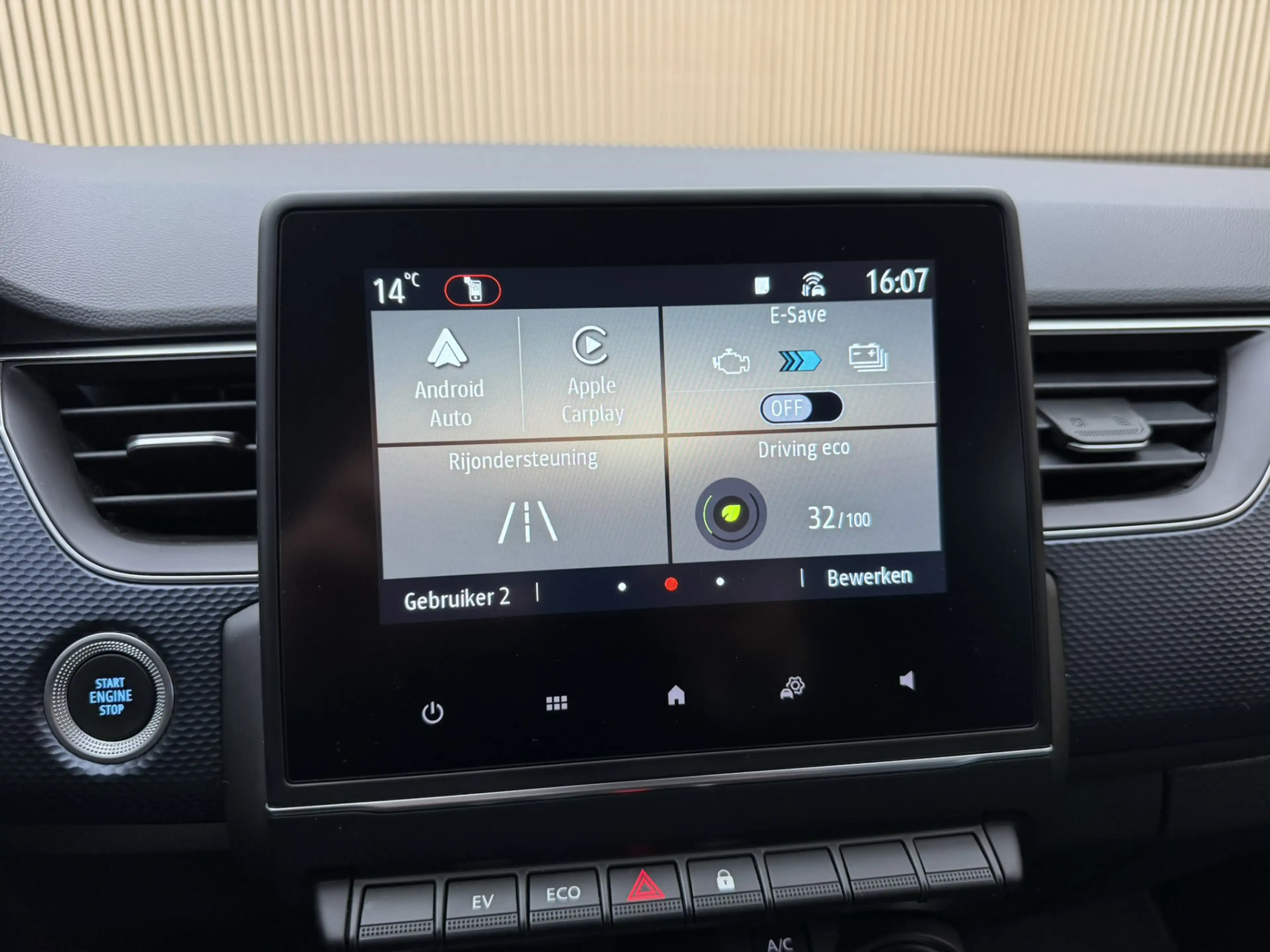 Renault Arkana 1.6 E-Tech full hybrid 145 Evolution | Camera | Ca — photo 14
