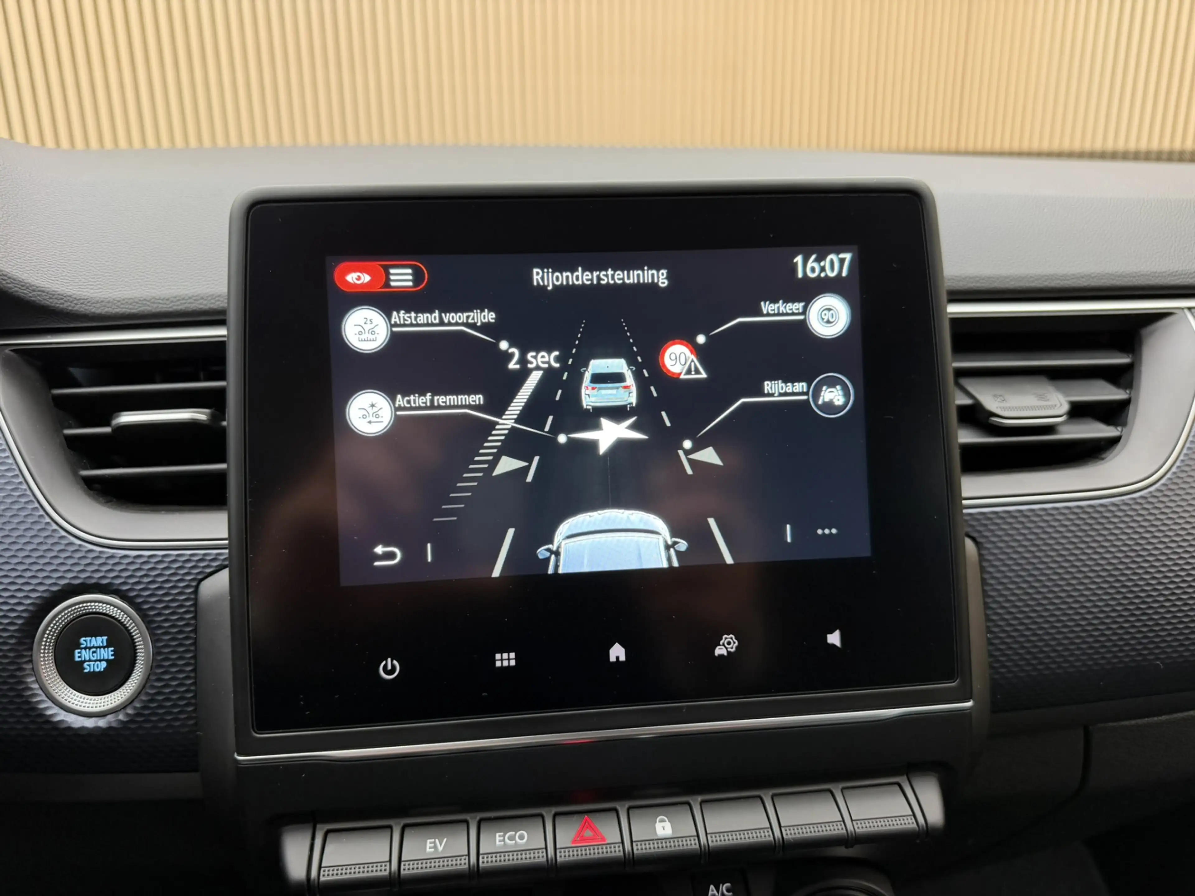 Renault Arkana 1.6 E-Tech full hybrid 145 Evolution | Camera | Ca — photo 15