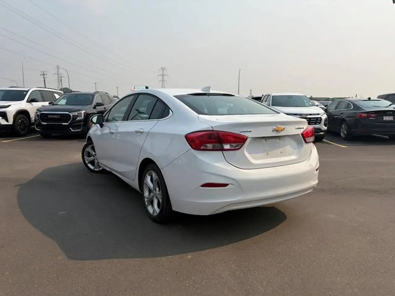 Chevrolet Cruze снимка Chevrolet Cruze