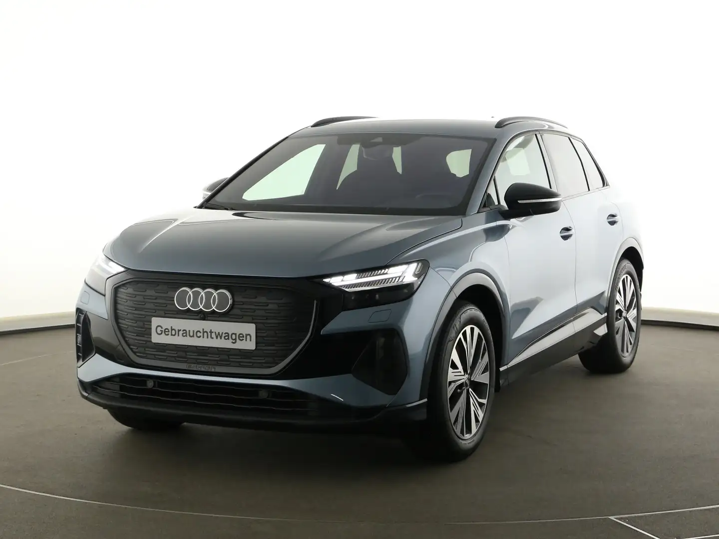 Audi Q4 e-tron 50 quattro 220 kW Blauw - 2