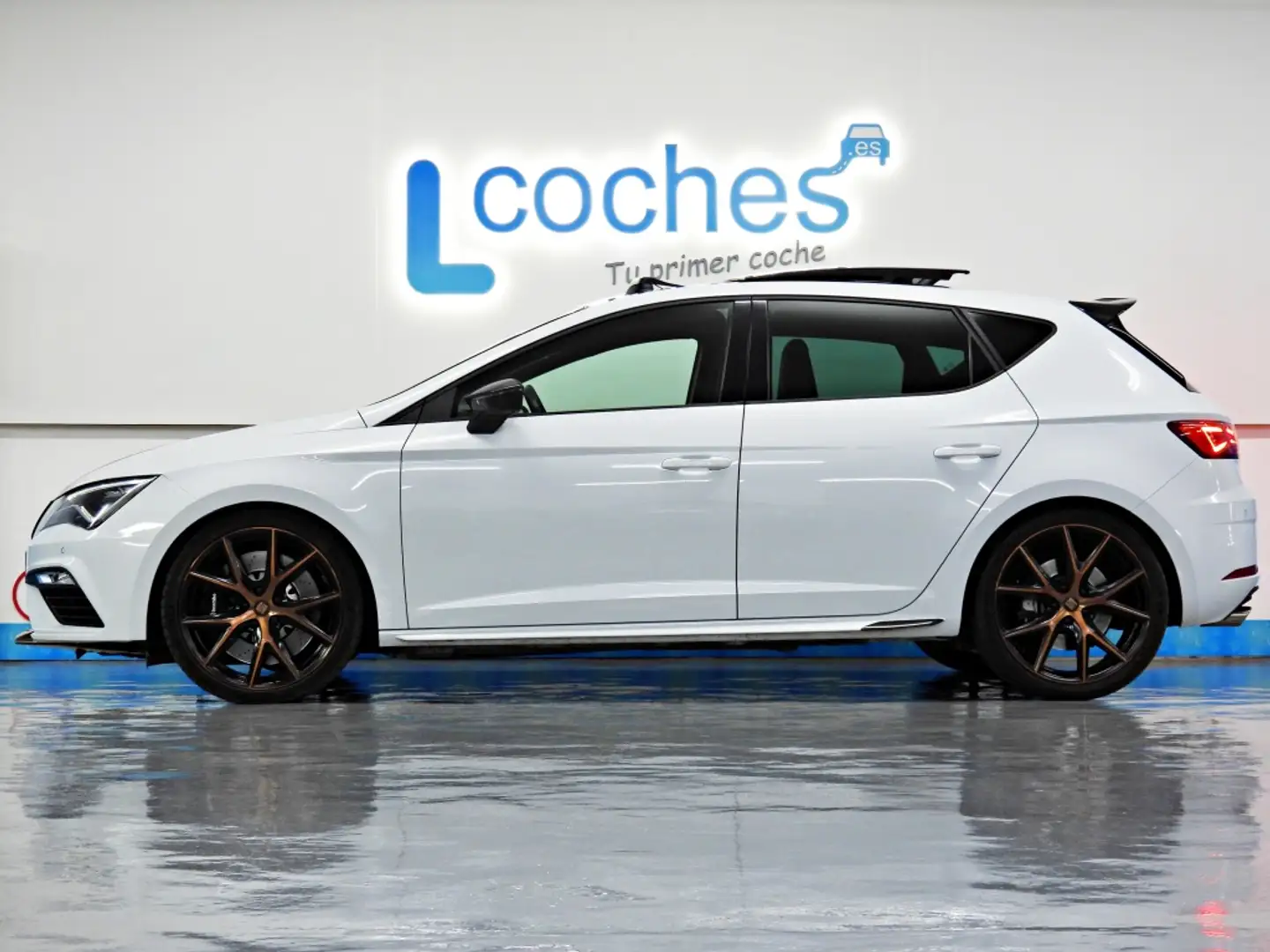 SEAT Leon 2.0 TSI S&S Cupra Carbon DSG7 290 Blanco - 1