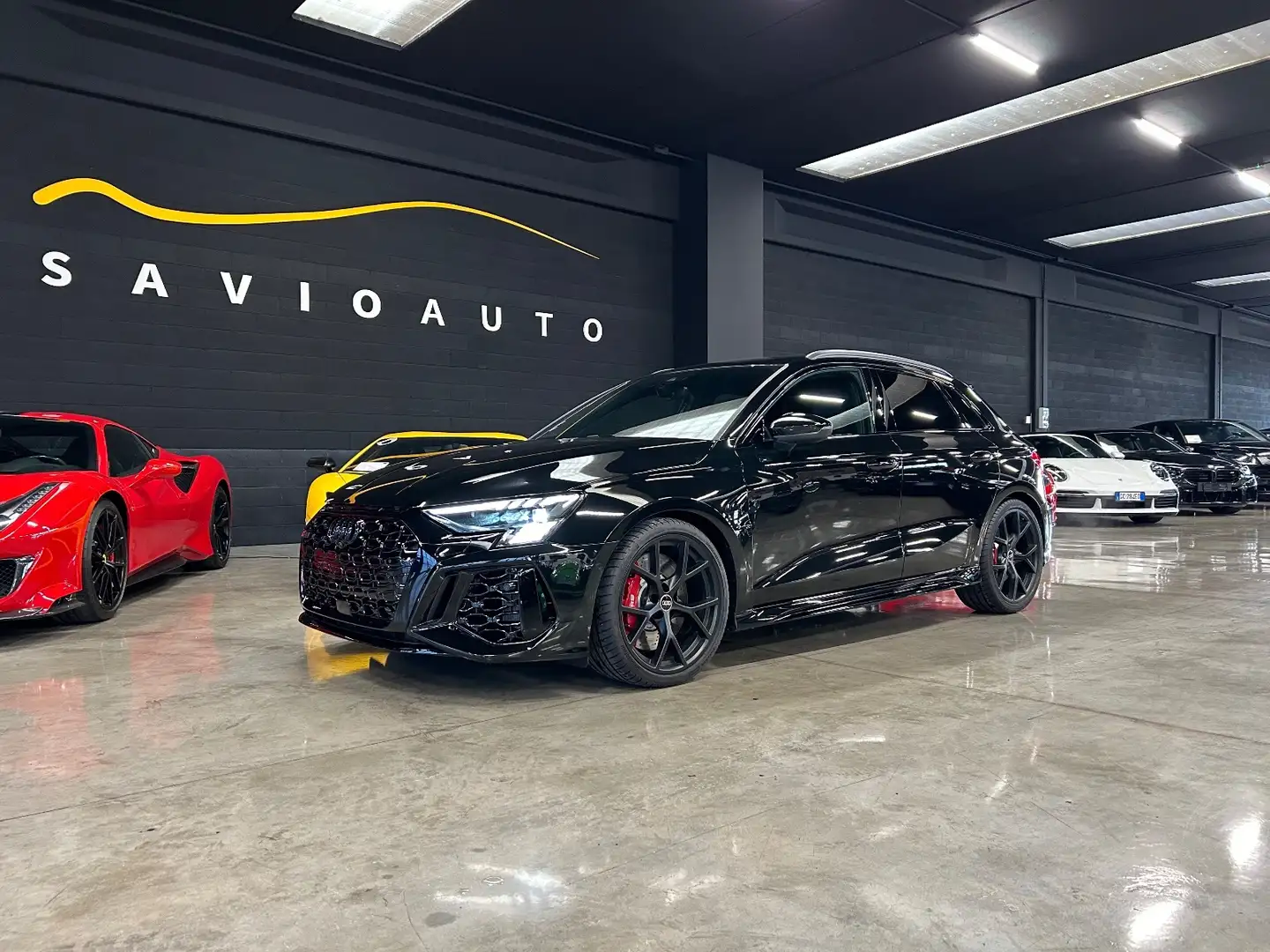 Audi RS3 PARI AL NUOVO - IVA esposta crna - 1