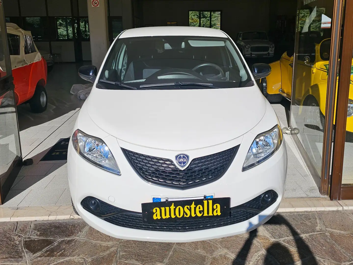 Lancia Ypsilon Ypsilon III 1.2 GOLD 69cv my18 Bianco - 2