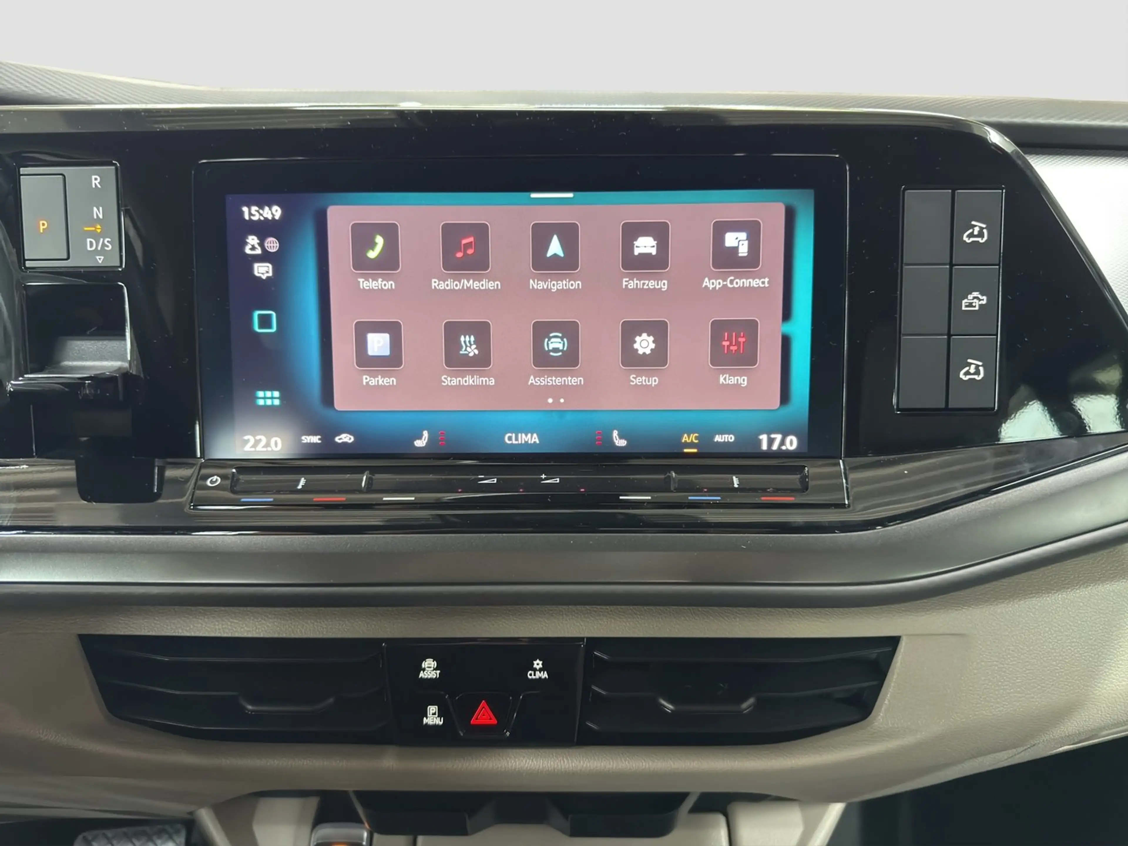 Volkswagen T7 California VW T7 California Beach Camper TDI — photo 11