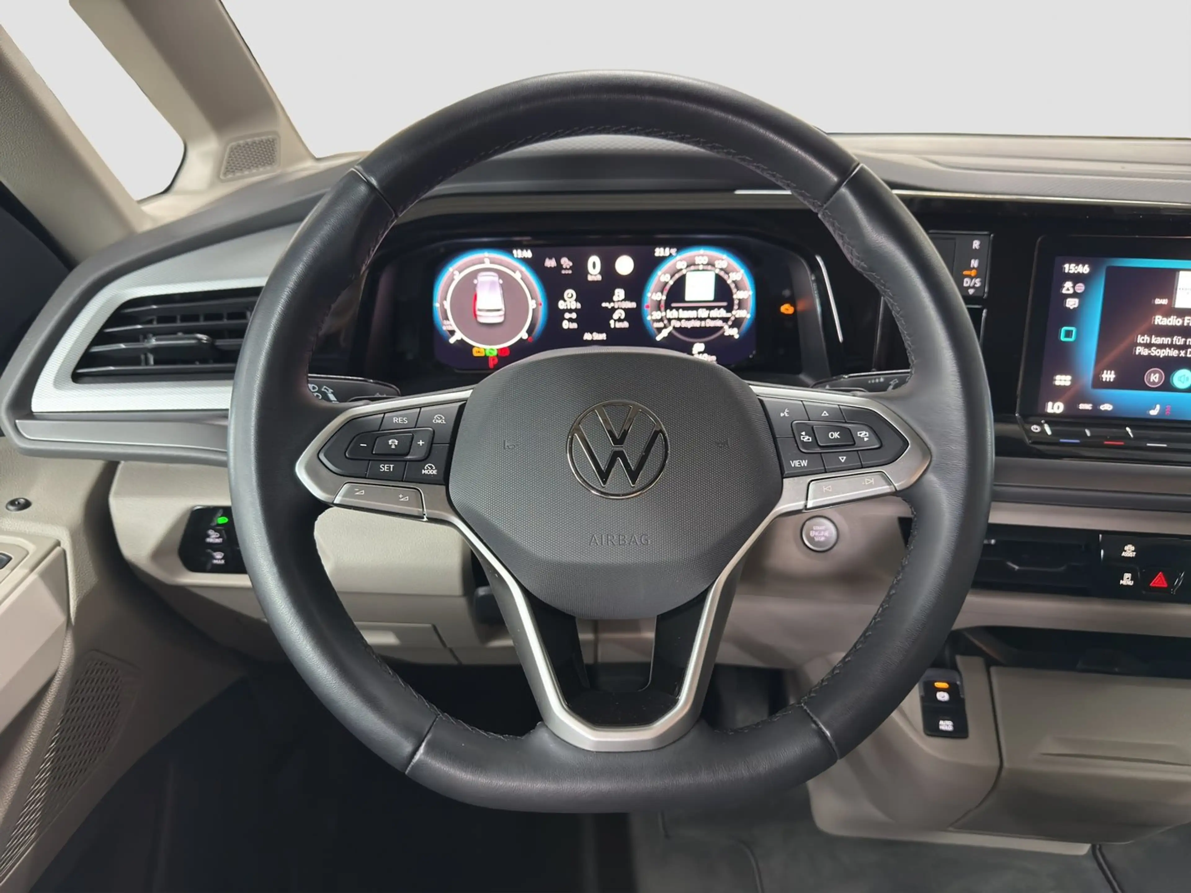 Volkswagen T7 California VW T7 California Beach Camper TDI — photo 10