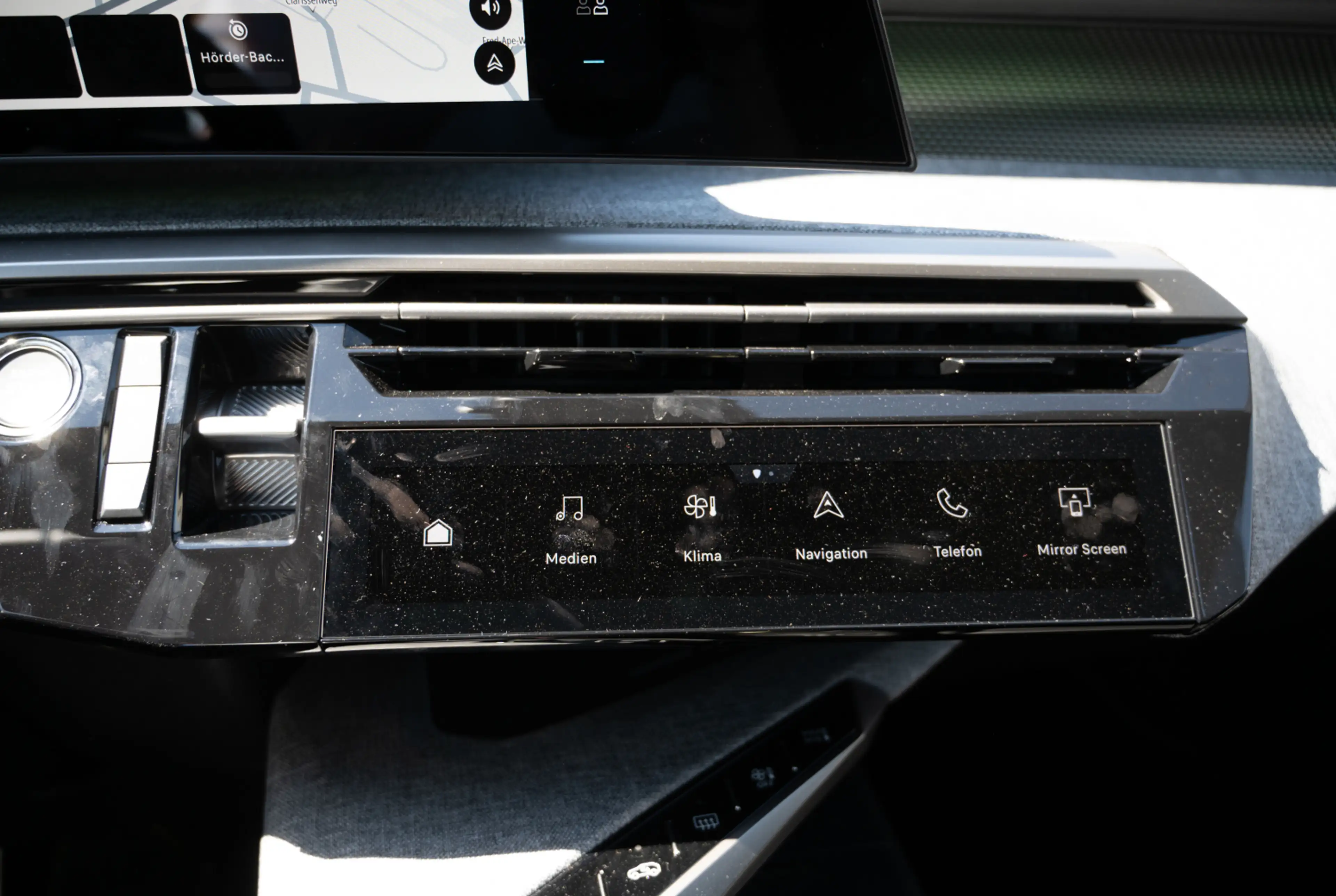 Peugeot 5008 GT 1.2 Hybrid 145 e-DSC6 *PANO-NAVI-PAKET*MIRRORSCREEN* — photo 10