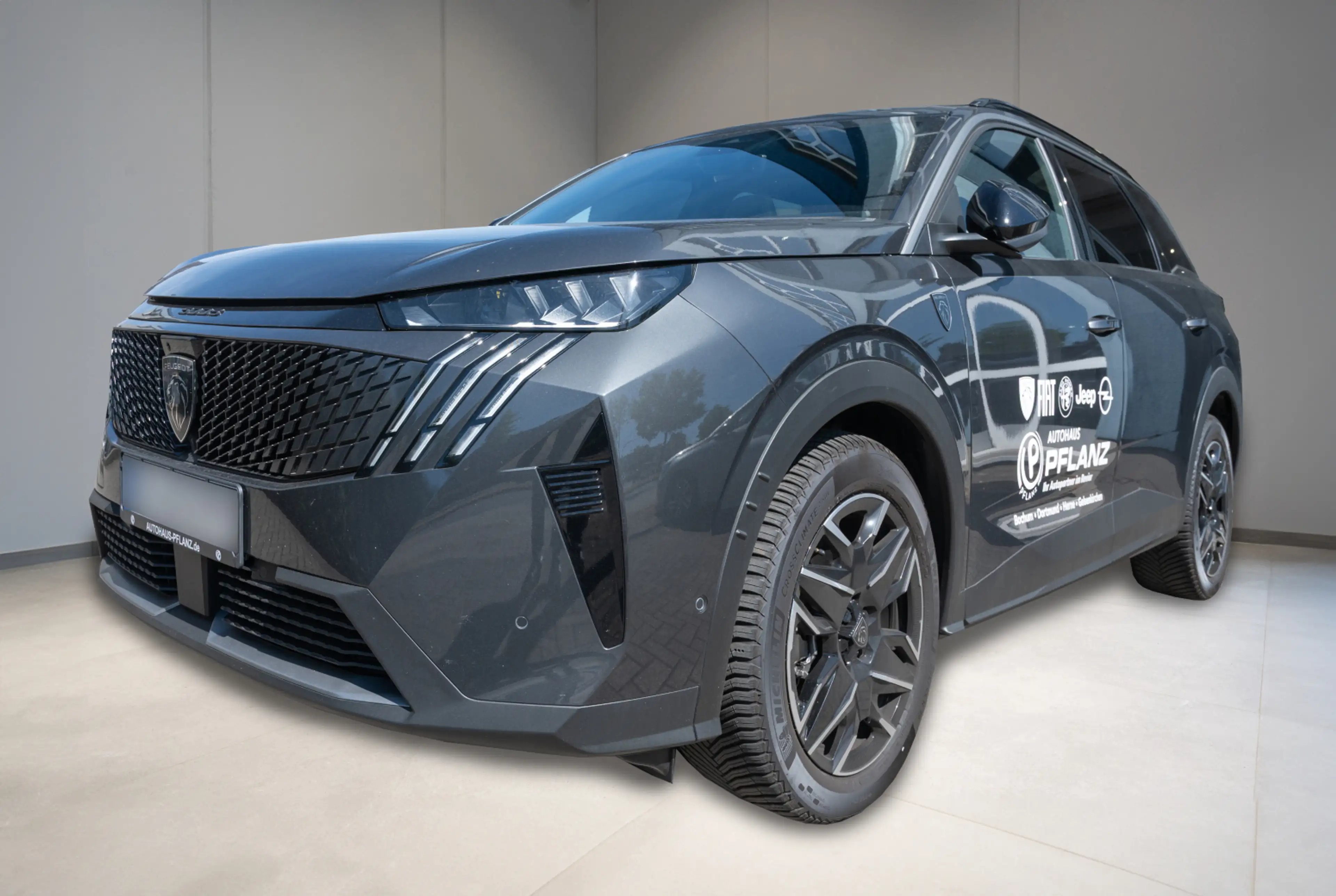 Peugeot 5008 GT 1.2 Hybrid 145 e-DSC6 *PANO-NAVI-PAKET*MIRRORSCREEN*