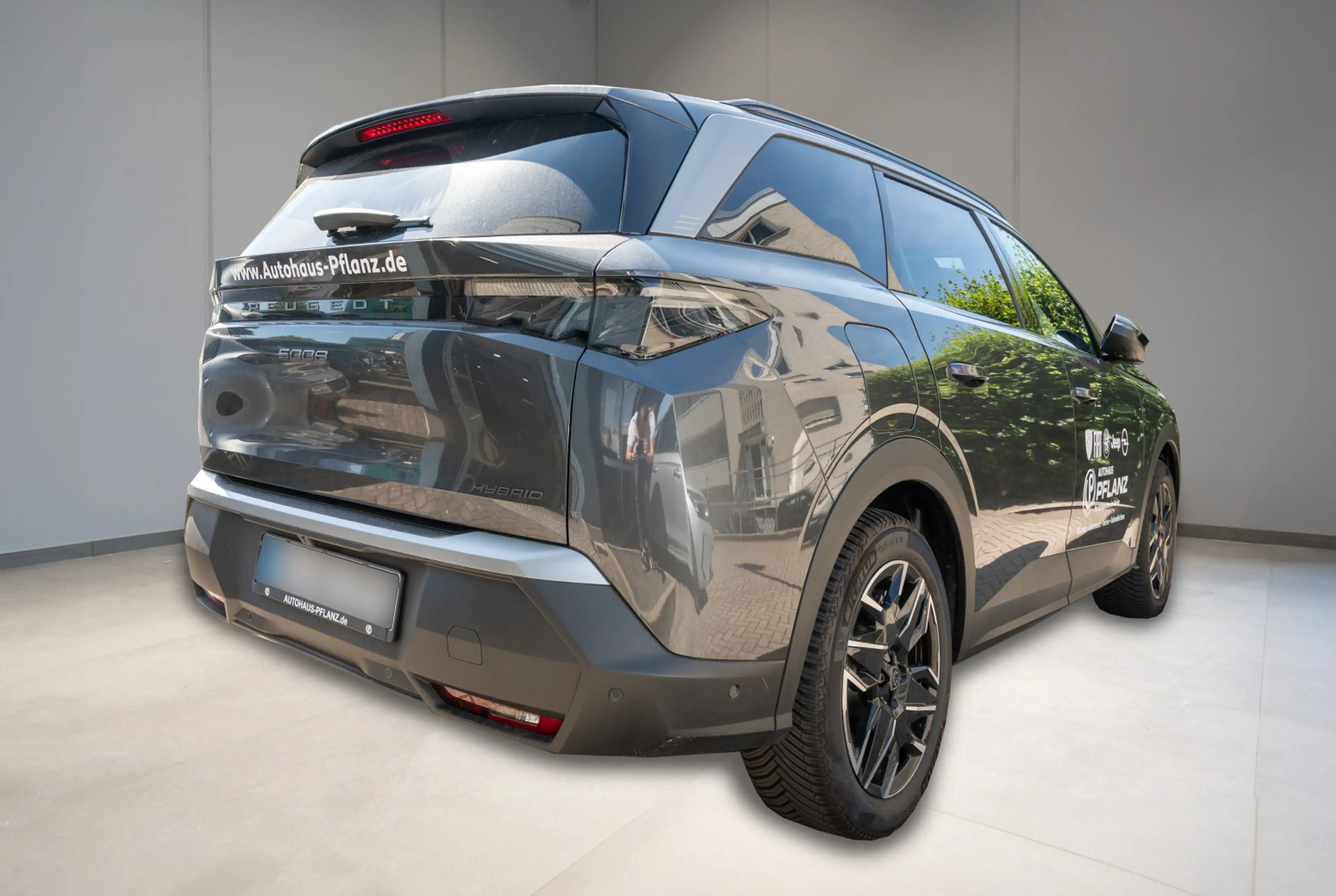Peugeot 5008 GT 1.2 Hybrid 145 e-DSC6 *PANO-NAVI-PAKET*MIRRORSCREEN* — photo 3