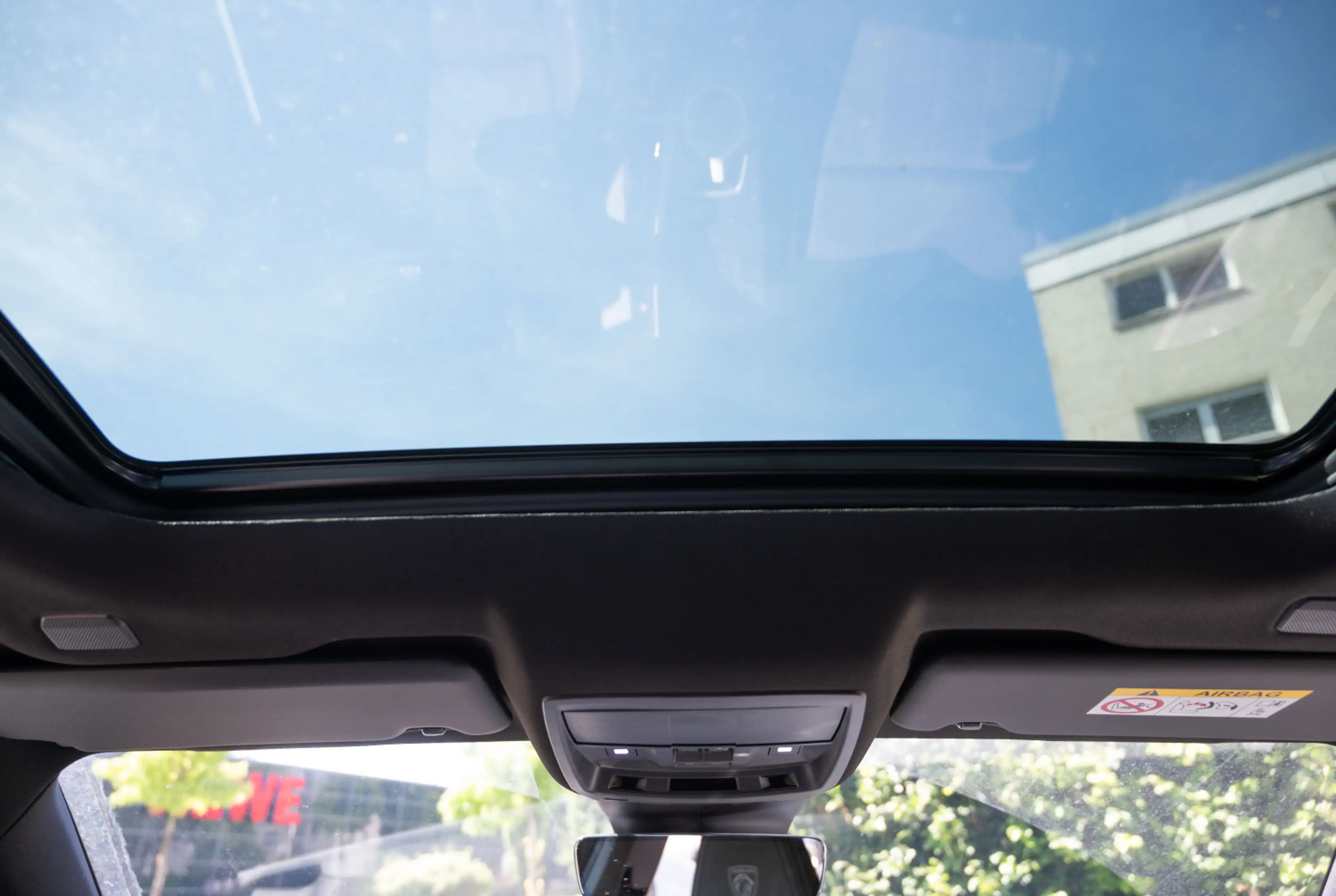 Peugeot 5008 GT 1.2 Hybrid 145 e-DSC6 *PANO-NAVI-PAKET*MIRRORSCREEN* — photo 7