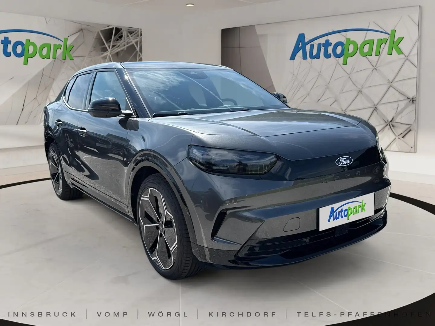 Ford Capri Premium AWD Grau - 1