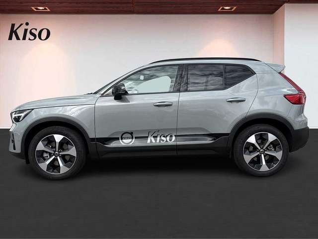 Volvo XC40 Plus Dark