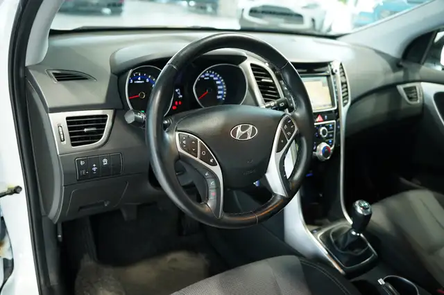 Hyundai i30 view 23