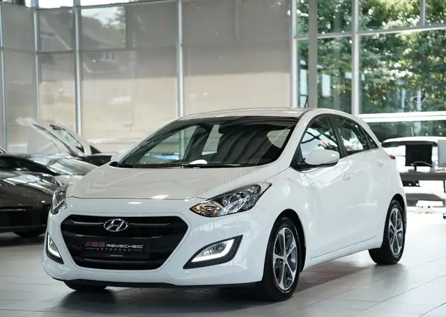 Hyundai I30 view 4
