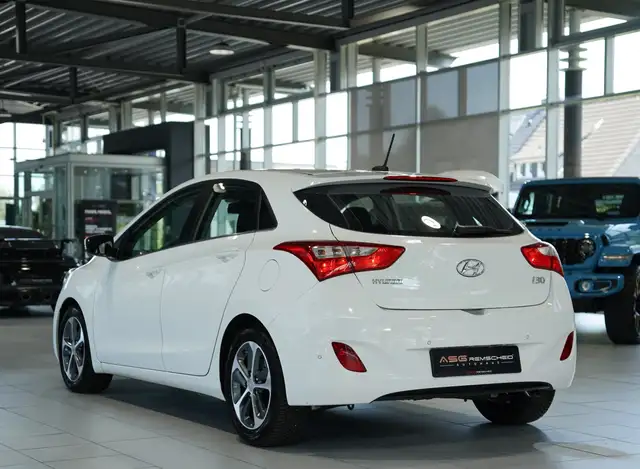 Hyundai I30 view 9