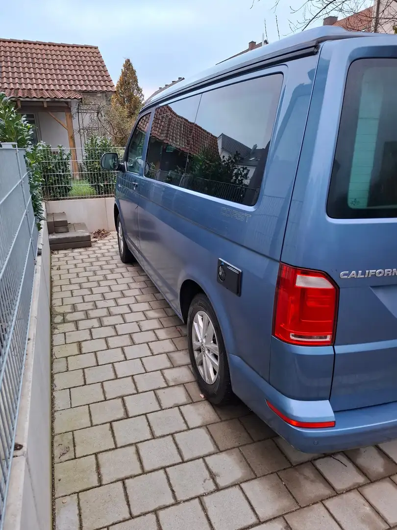 Volkswagen T6 California Coast Blau - 2