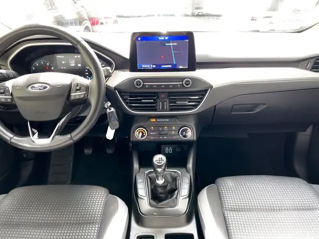Ford Focus view 11