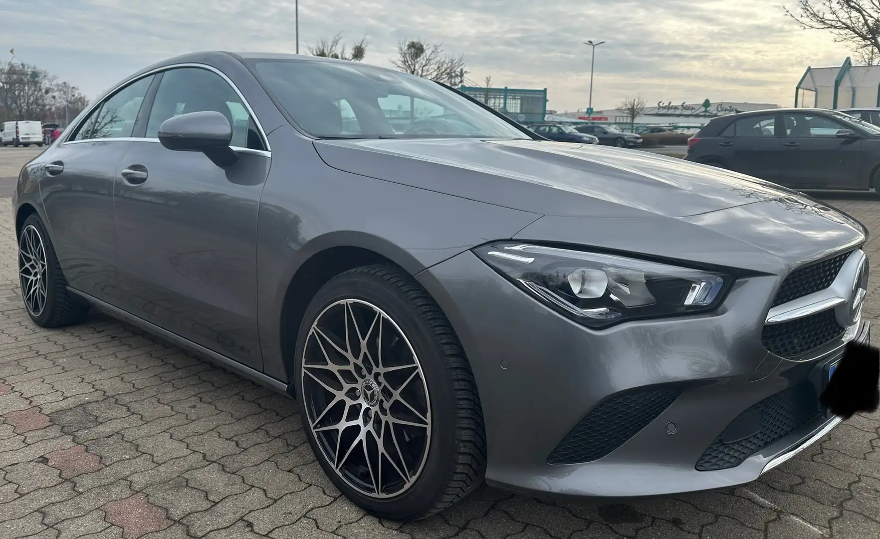 Mercedes-Benz CLA 180 7G-DCT Progressive - 2