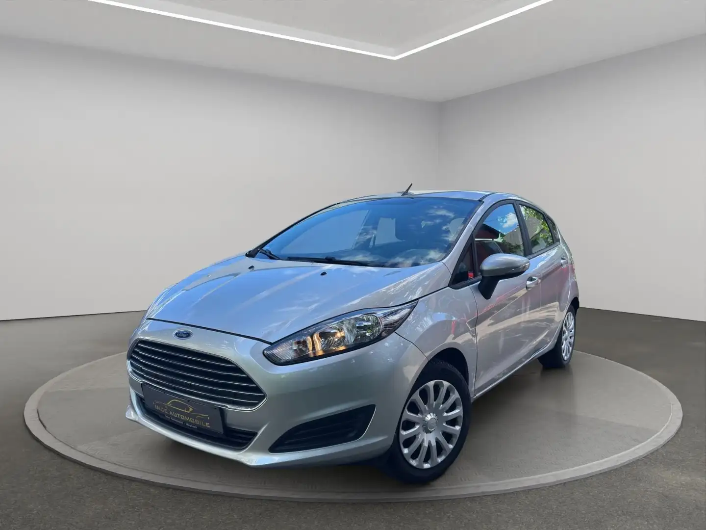 Ford Fiesta Trend*Klima*5 Türer*USB/AUX*TÜV/Ser.NEU* Zilver - 1