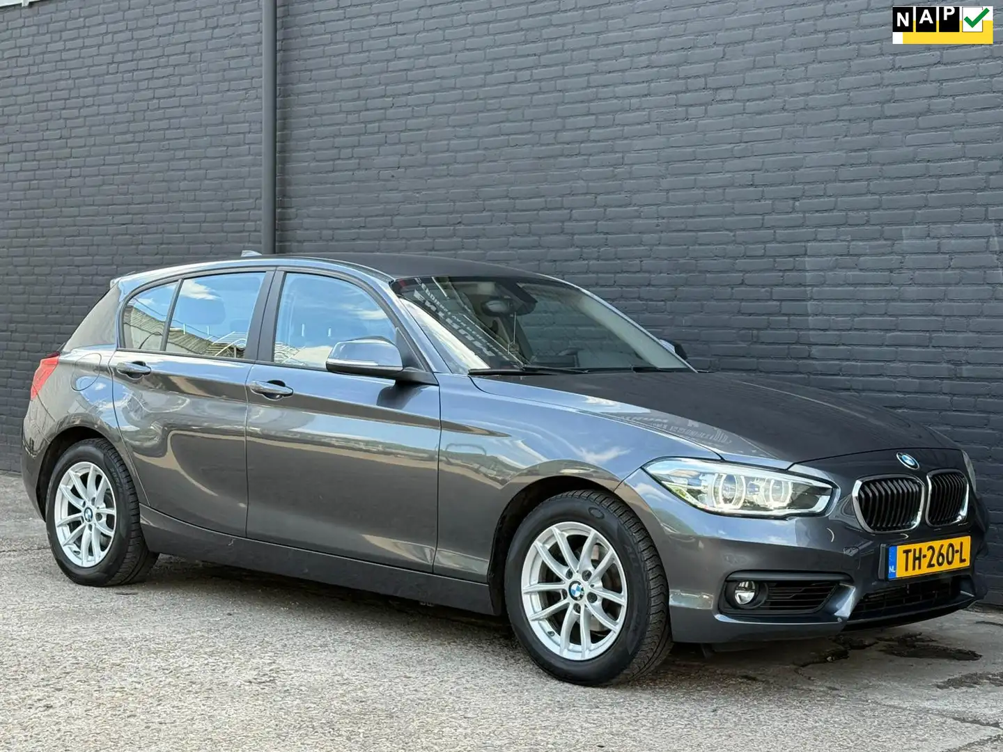 BMW 118 1-serie 118i Corporate Lease Executive NAVI | PDC Gris - 1