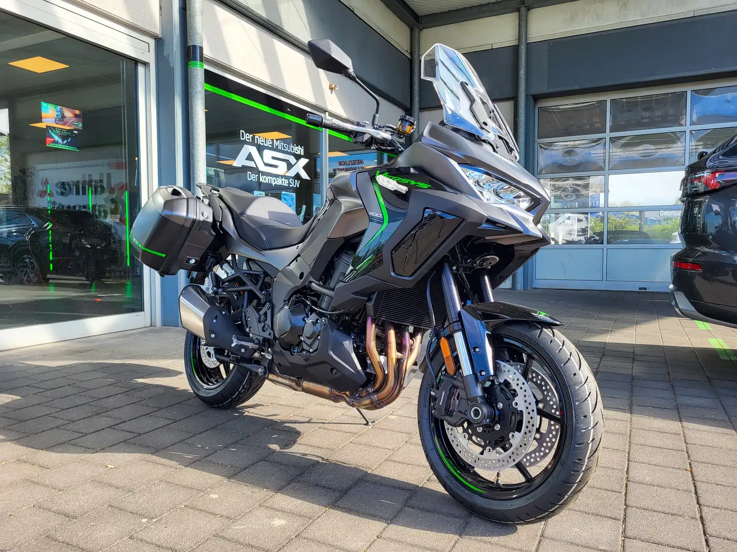 Kawasaki Versys 1100 Tourer Grijs - 1