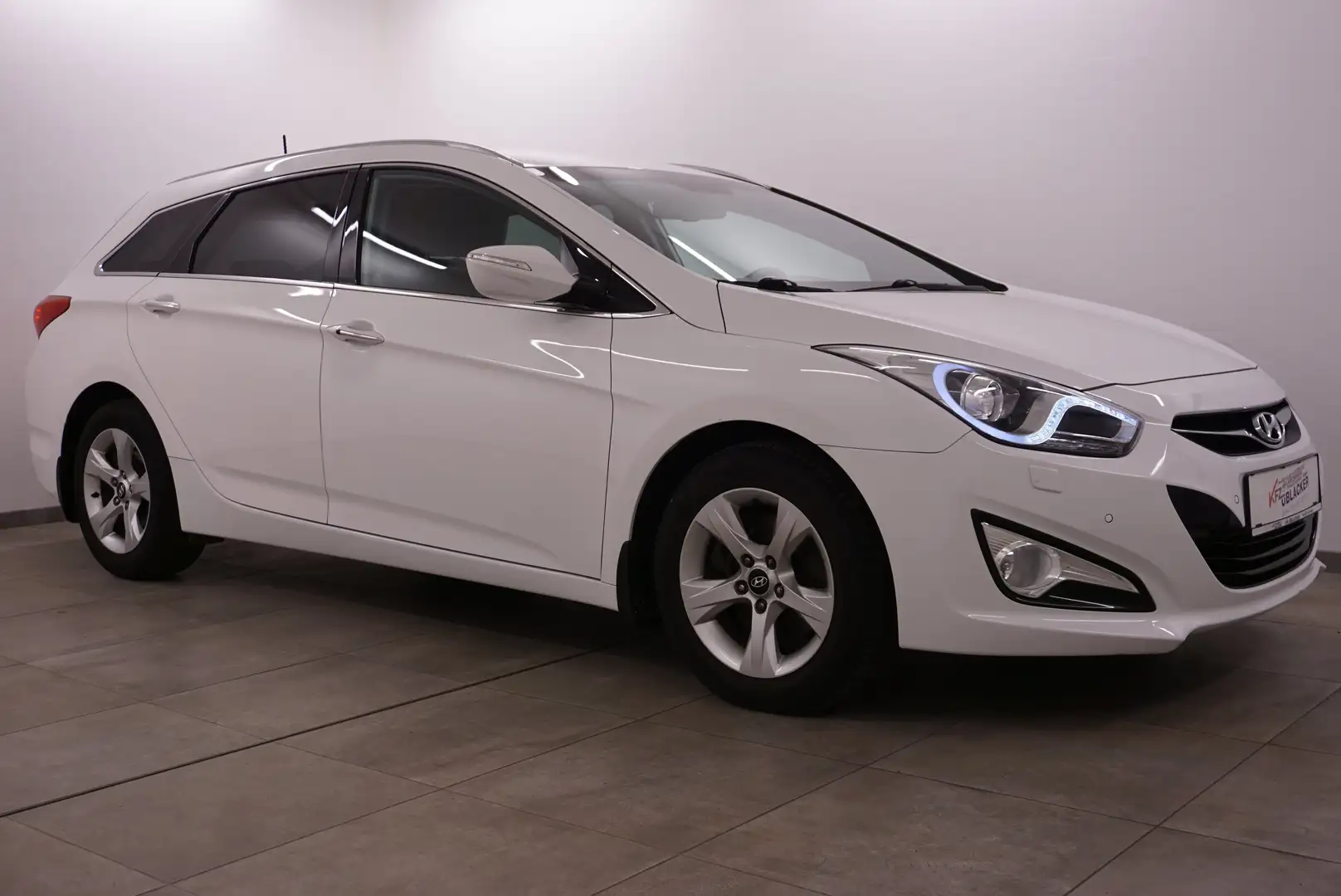 Hyundai i40 blue Style Weiß - 1