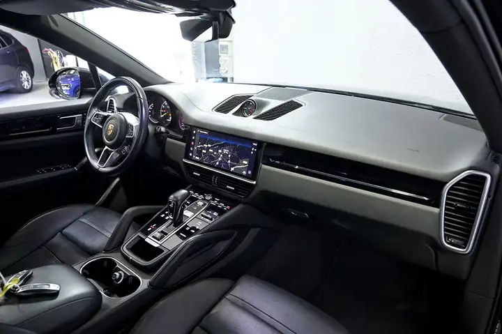 Porsche Cayenne 2023, foto 37
